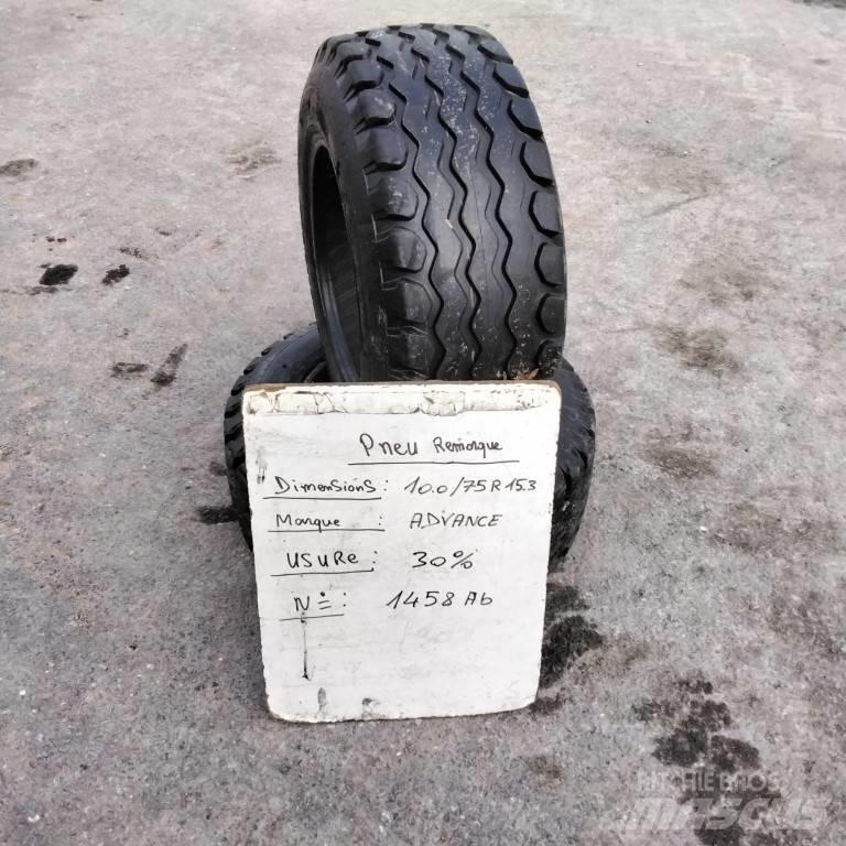 Advance 10.0/75R15.3 Renkaat ja vanteet