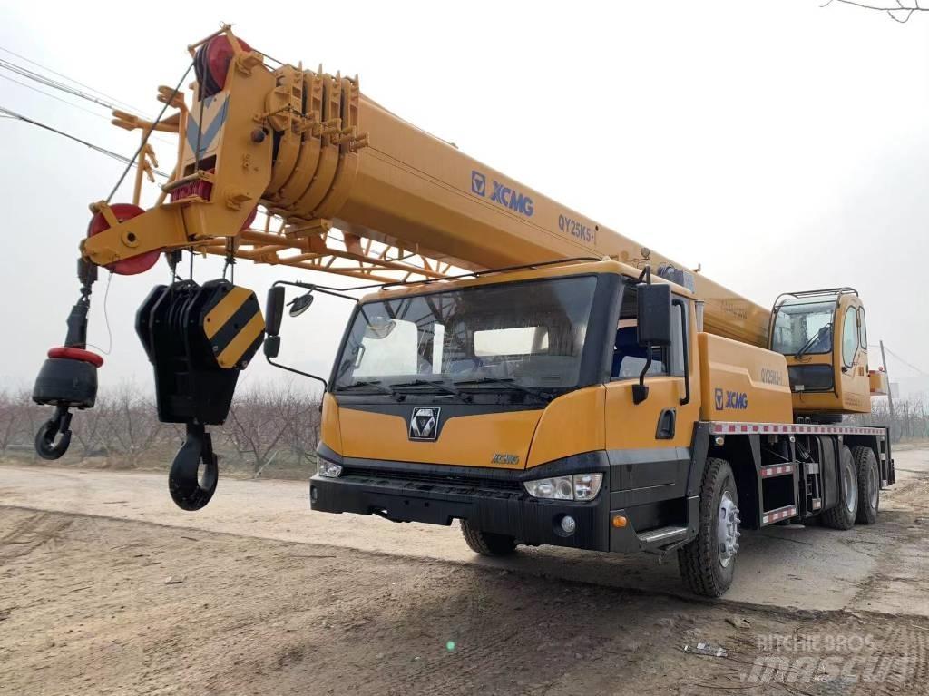 XCMG QY25K5-I Mobiilinosturit