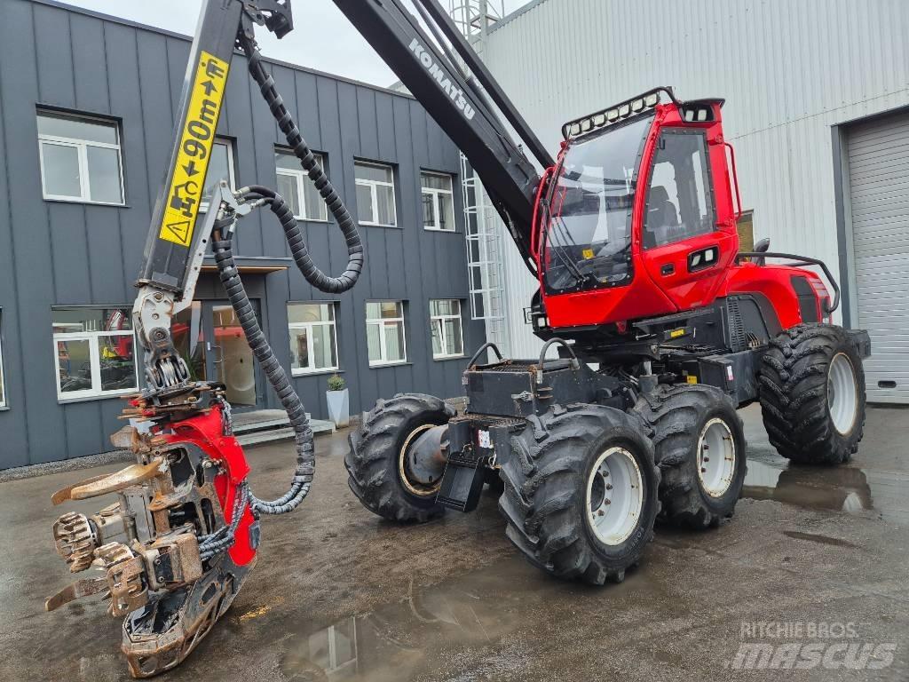 Komatsu 901 Harvesterit