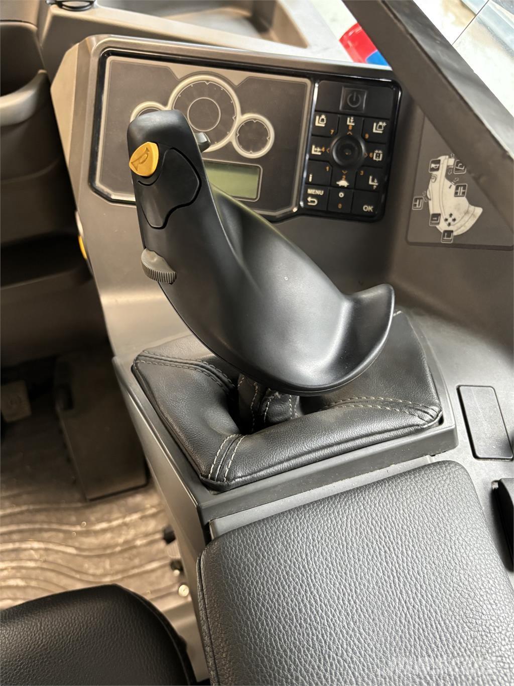 Atlet UHD200 Työntömastotrukit