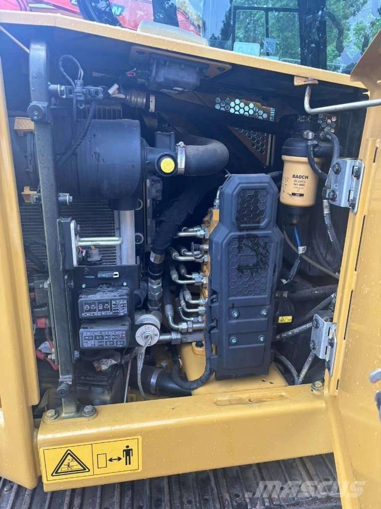 CAT 306 Minikaivukoneet < 7t