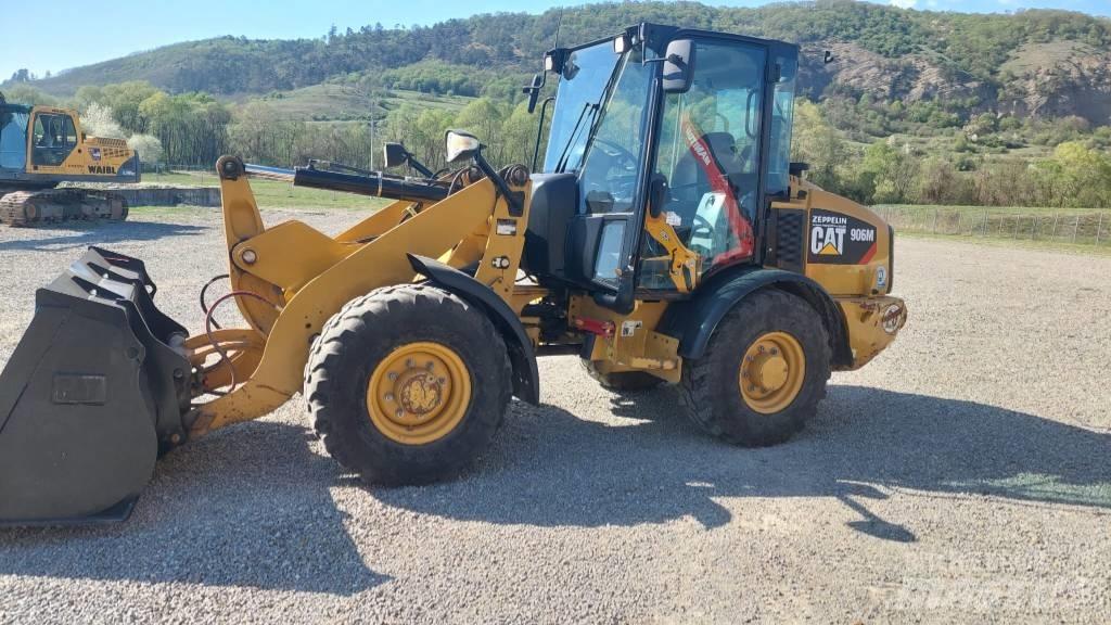 CAT 906 Pyöräkuormaajat