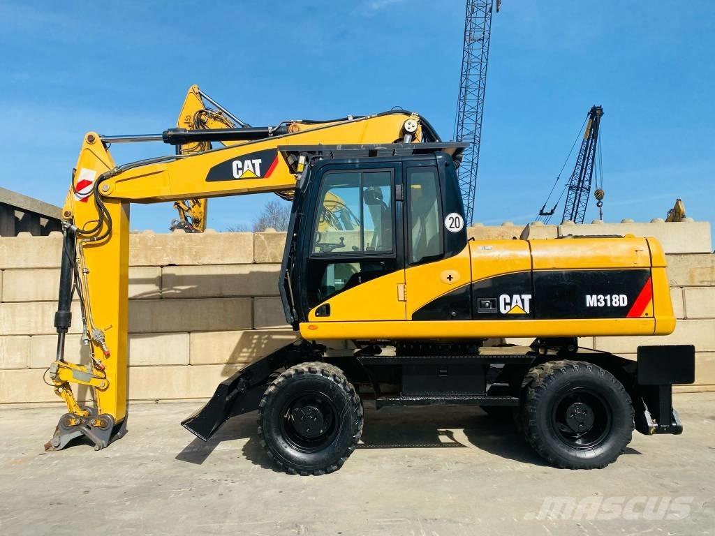 CAT M 318 D Pyöräkaivukoneet
