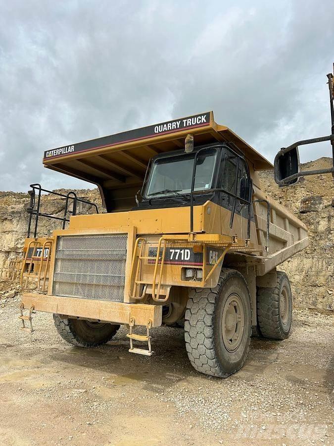 CAT 771D Minidumpperit