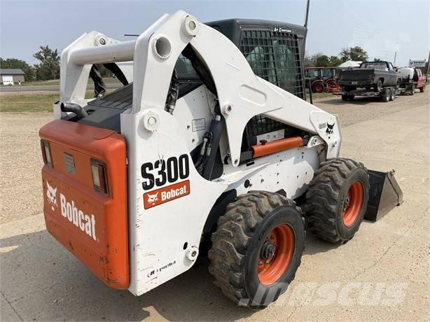 Bobcat S 300 Liukuohjatut kuormaajat