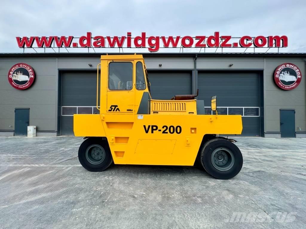 Stavostroj VP200 Kumipyöräjyrät