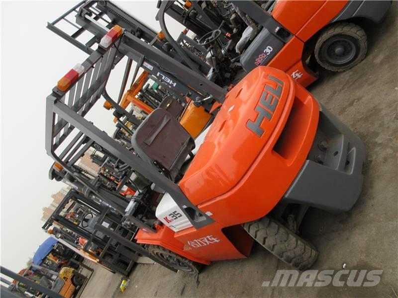 Heli FD30 Dieseltrukit