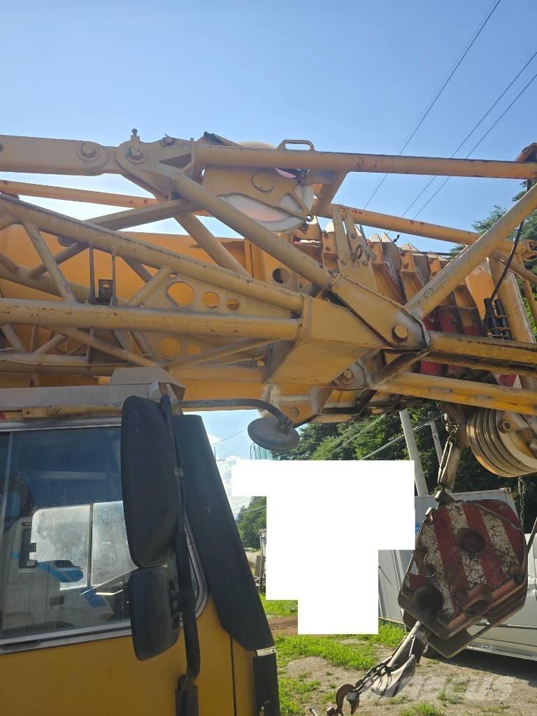 Liebherr LTM 1090 Mobiilinosturit