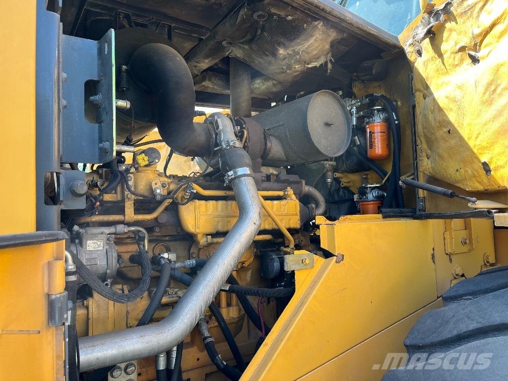 Bell L 2606 E Pyöräkuormaajat