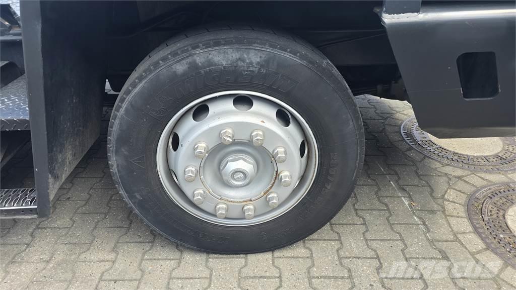 Terberg YT220 Terminaalitraktorit