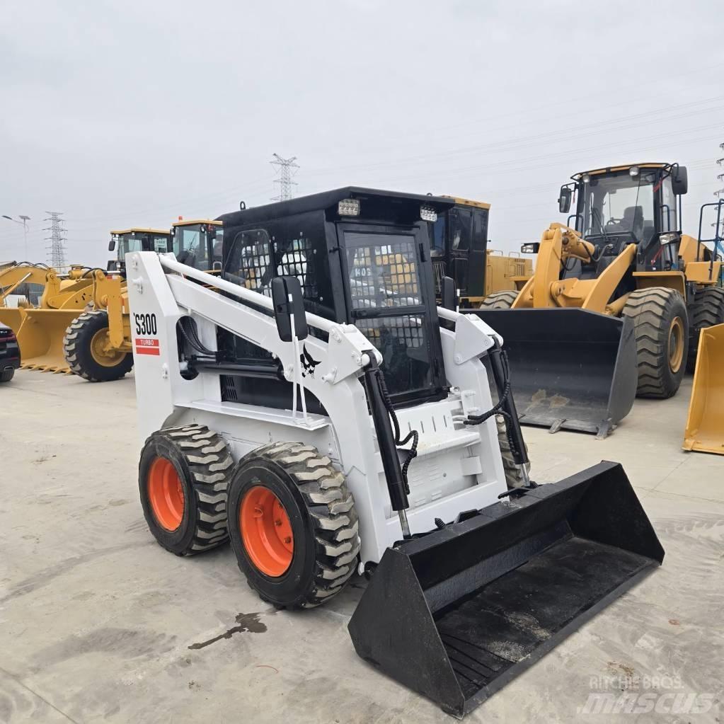 Bobcat S 300 Liukuohjatut kuormaajat