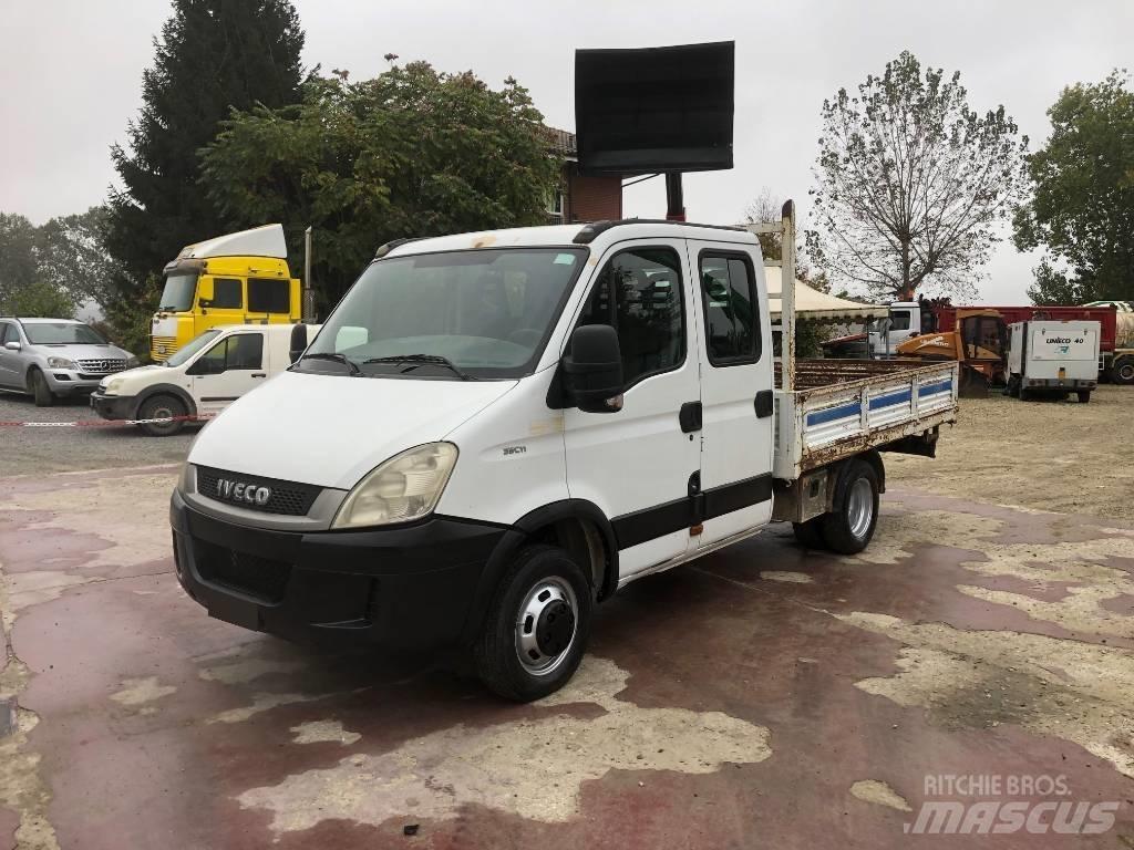 Iveco Daily 35-110 Umpikorikuorma-autot