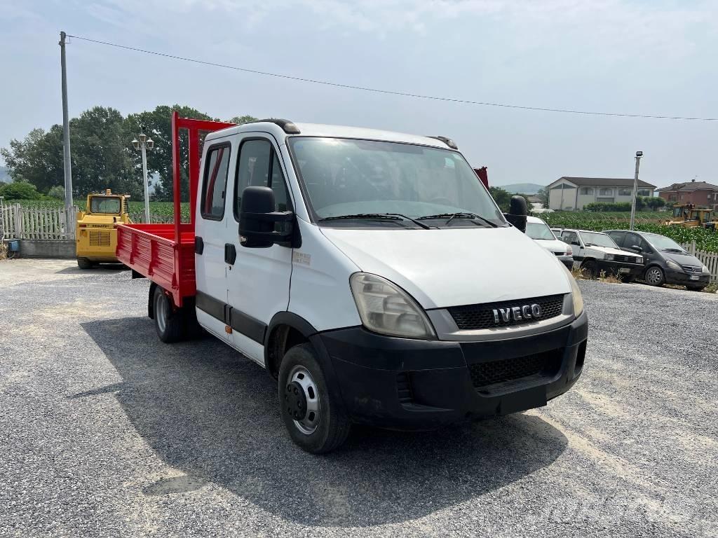 Iveco Daily 35-110 Umpikorikuorma-autot