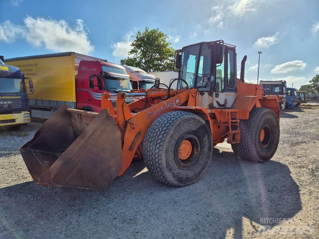 Hitachi FR 130 Pyöräkuormaajat