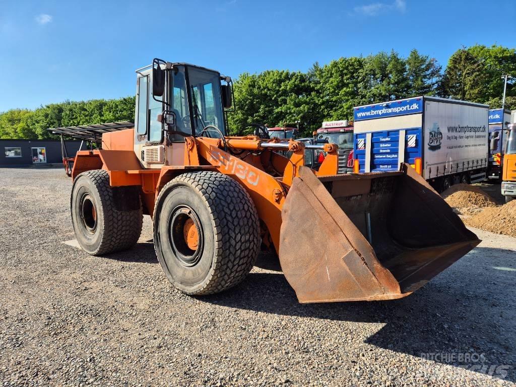 Hitachi FR 130 Pyöräkuormaajat
