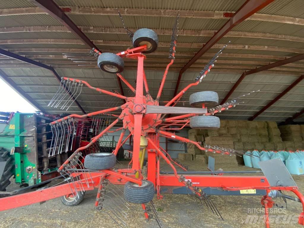 Kuhn GA 8121 Karhottimet