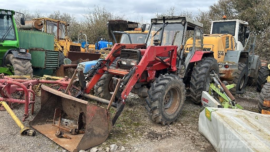 Massey Ferguson 390 Traktorit