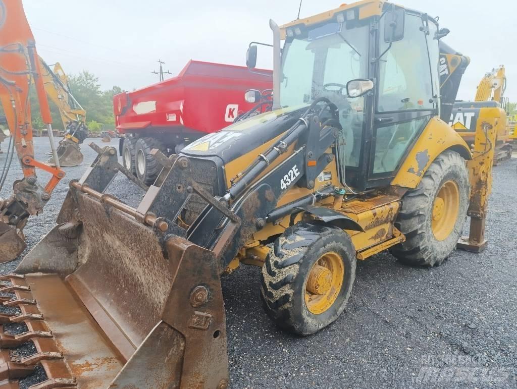 CAT 432 E 4x4 Kaivurikuormaajat