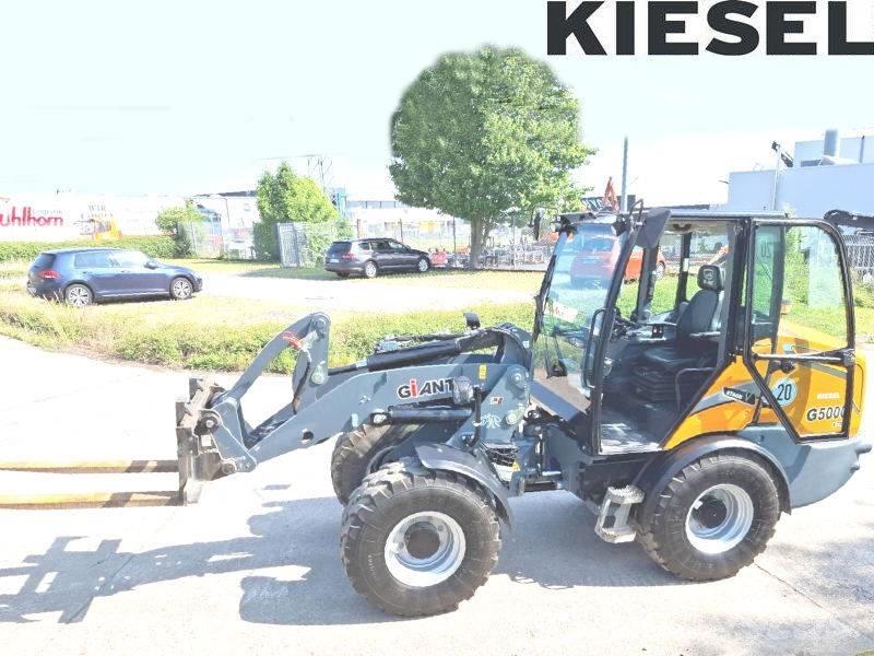 Giant G 5000 X-Tra Liukuohjatut kuormaajat