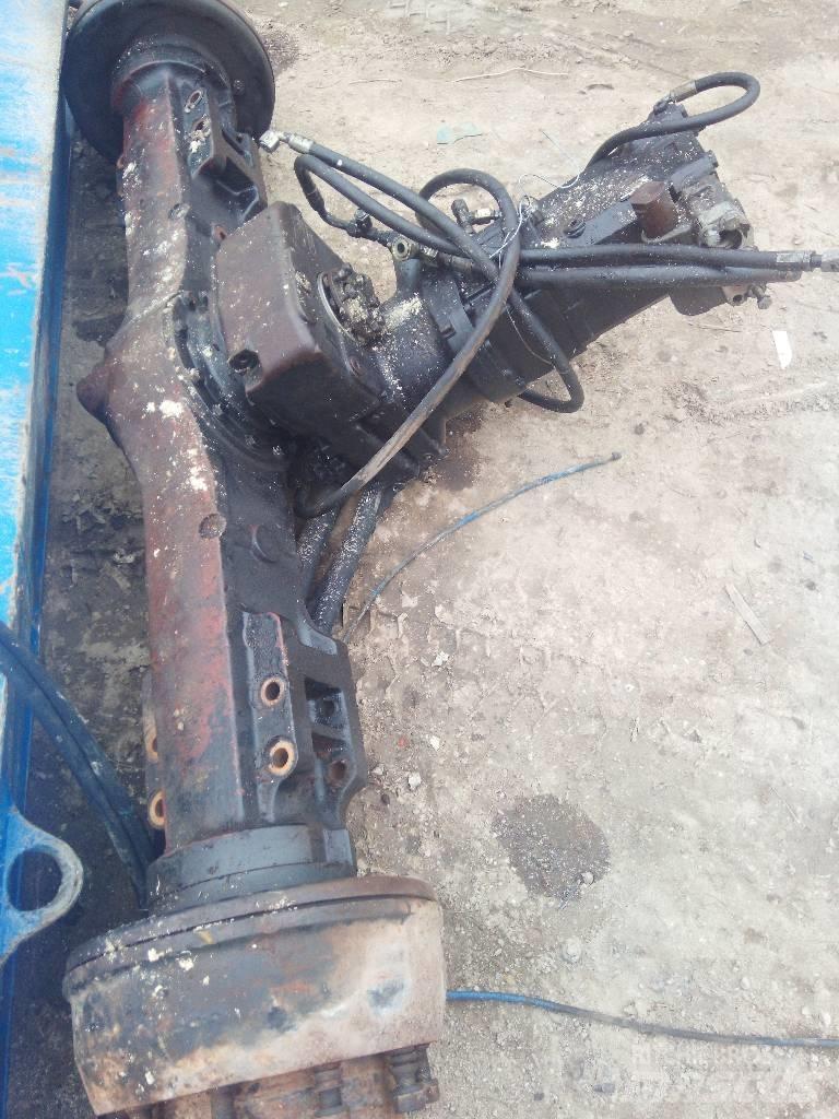 CAT M 320 Akselit