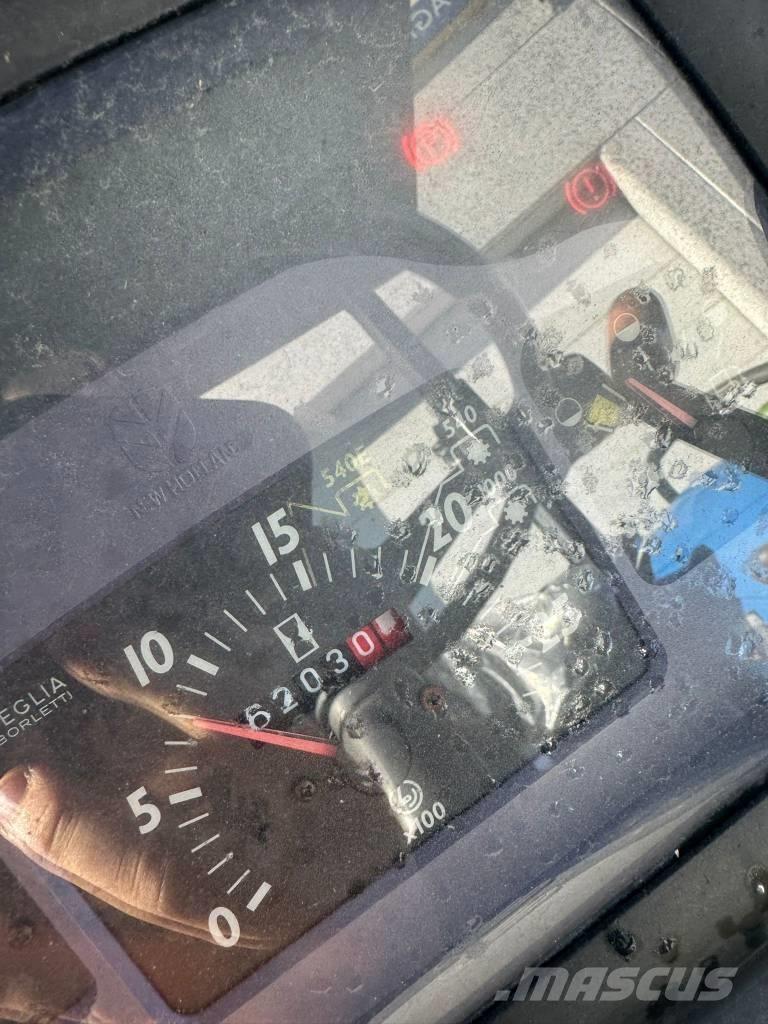 New Holland TN 70 Traktorit