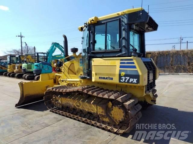 Komatsu D37PX-23 Telaketjupuskutraktorit