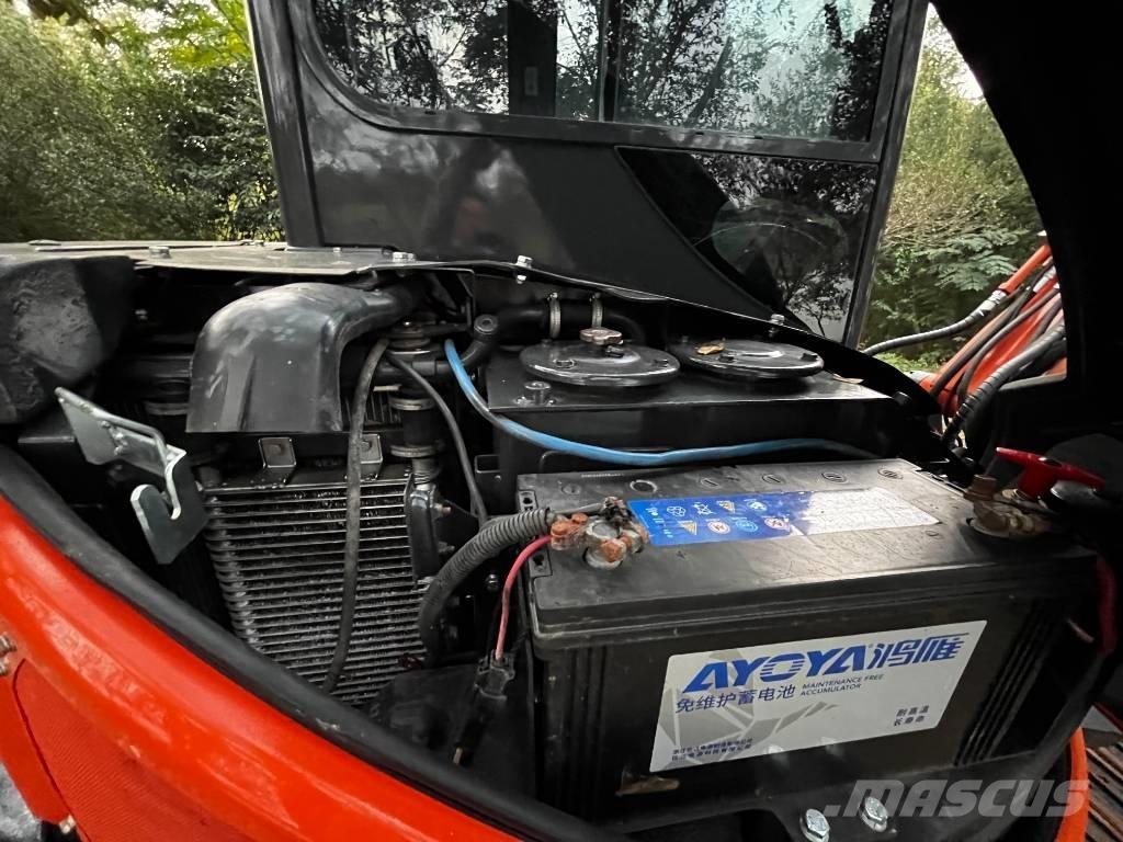 Hitachi ZX 50 U Minikaivukoneet < 7t