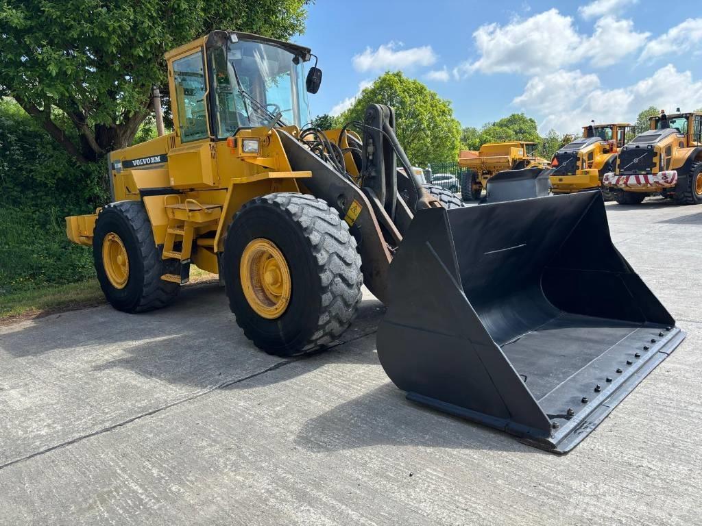 Volvo L 120 C Pyöräkuormaajat