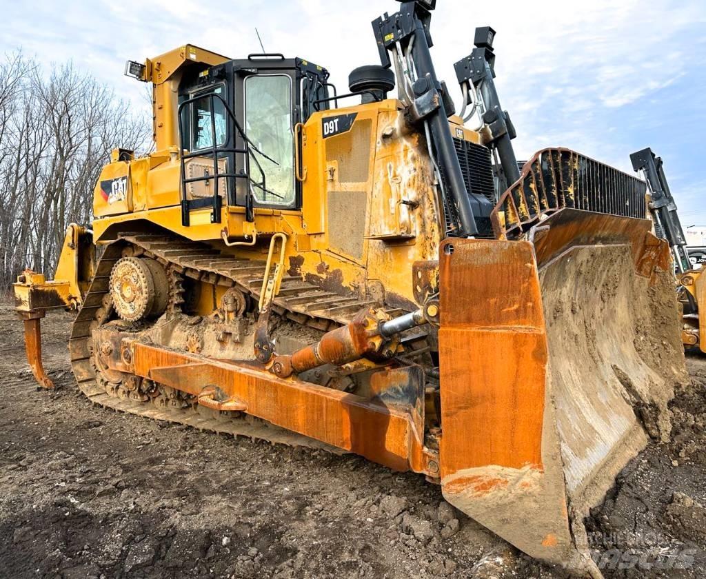 CAT D 9 T Telaketjupuskutraktorit