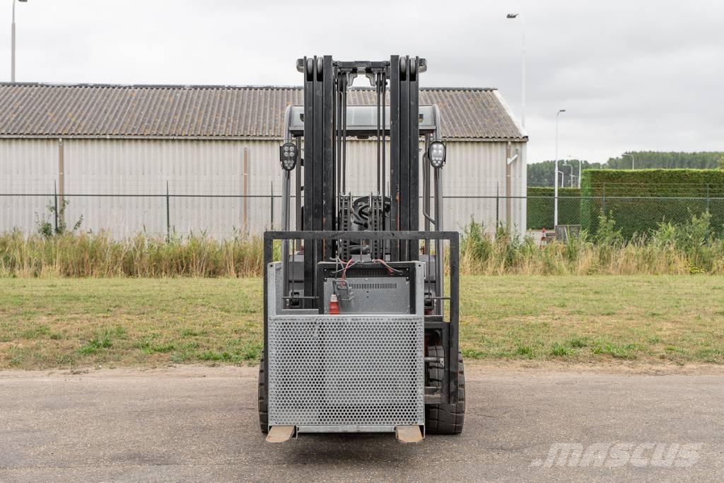 Manitou ME 435 Sähkötrukit