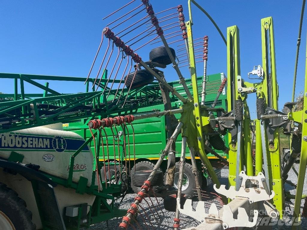 CLAAS Liner 2800 Pöyhimet ja haravat