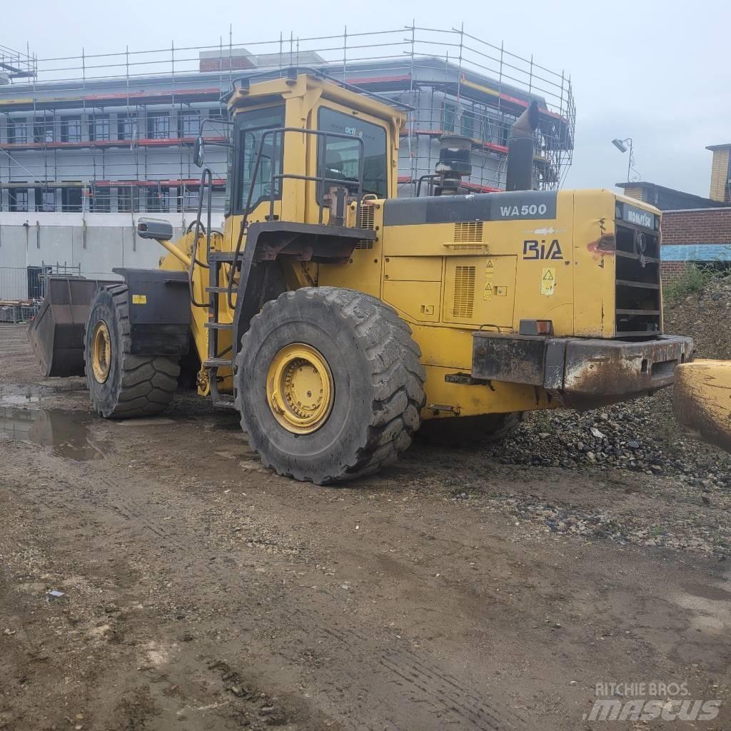 Komatsu WA500 Pyöräkuormaajat