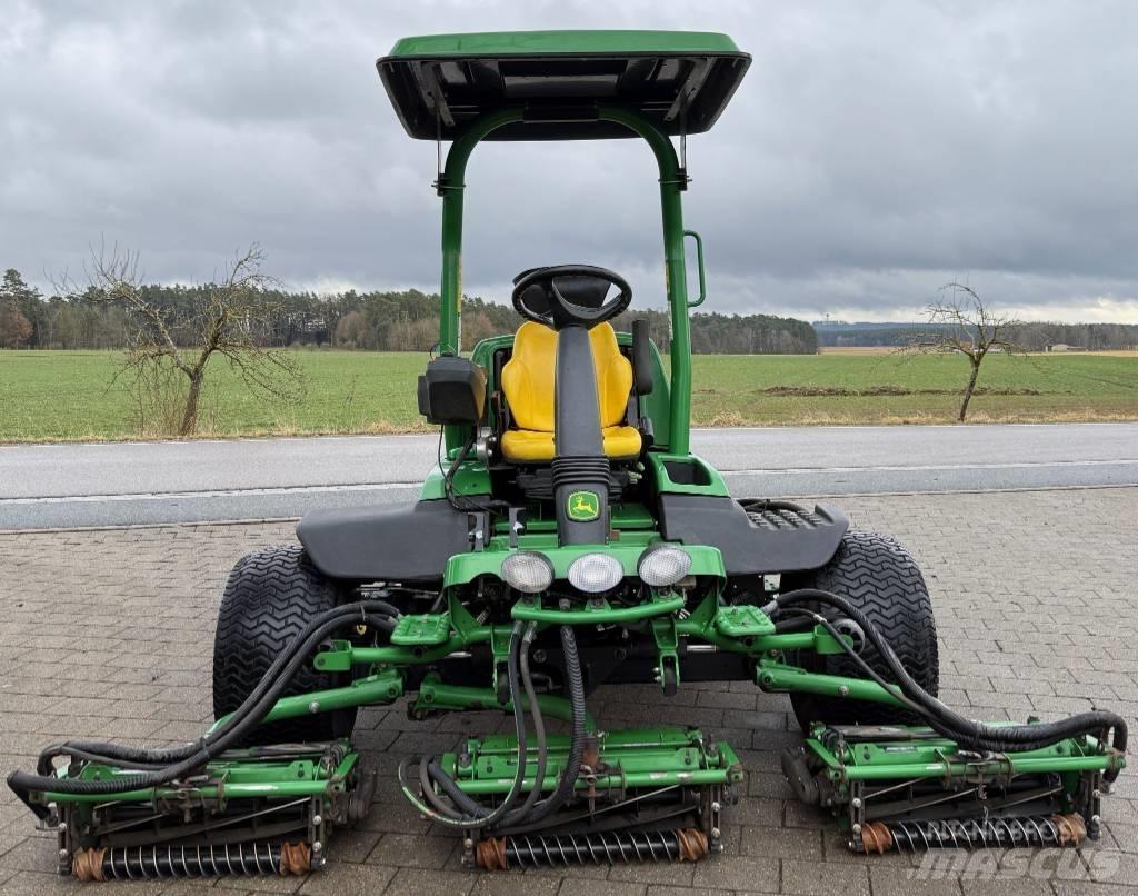 John Deere 8700 A Väyläleikkuri