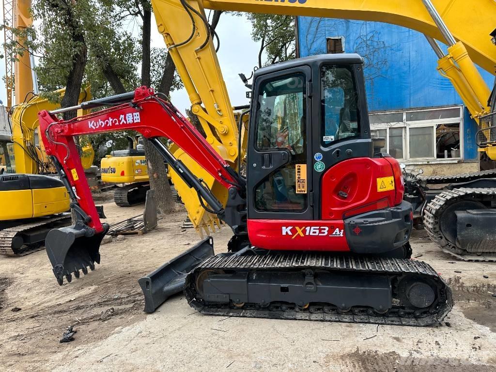 Kubota 163 Telakaivukoneet