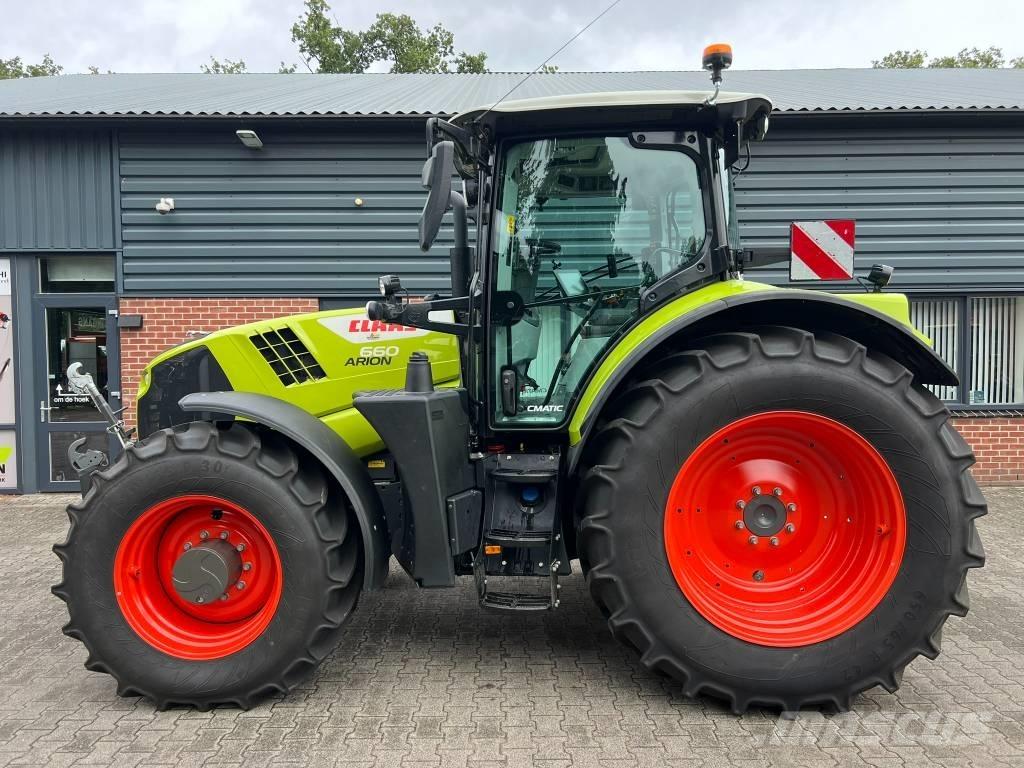 CLAAS Arion 660 Traktorit