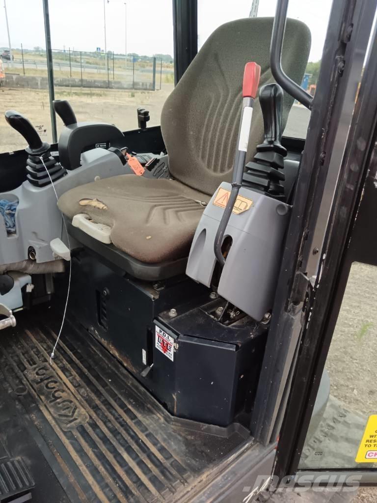 Kubota U 27-4 Minikaivukoneet < 7t
