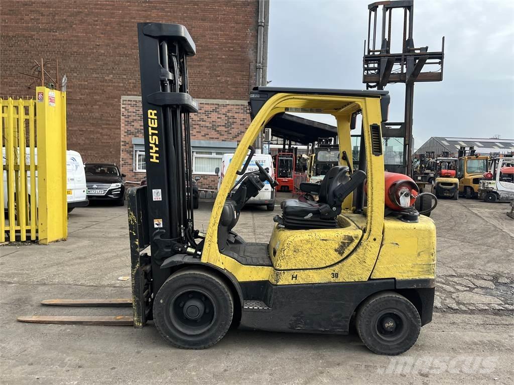 Hyster H3.0FT Nestekaasutrukit