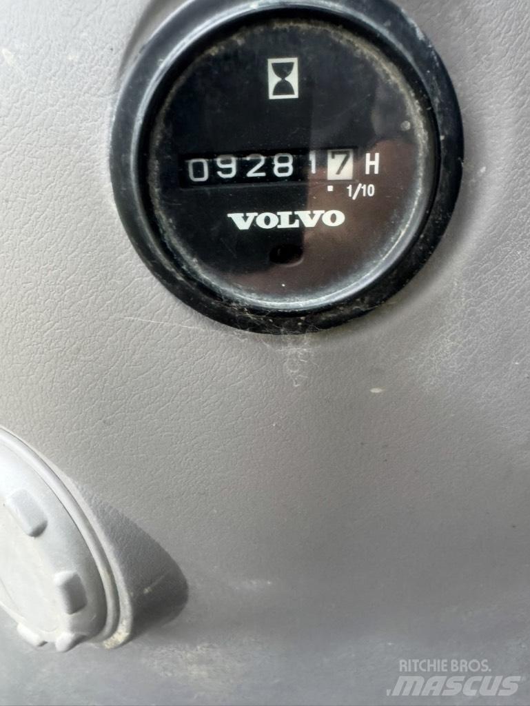 Volvo ECR235DL Telakaivukoneet