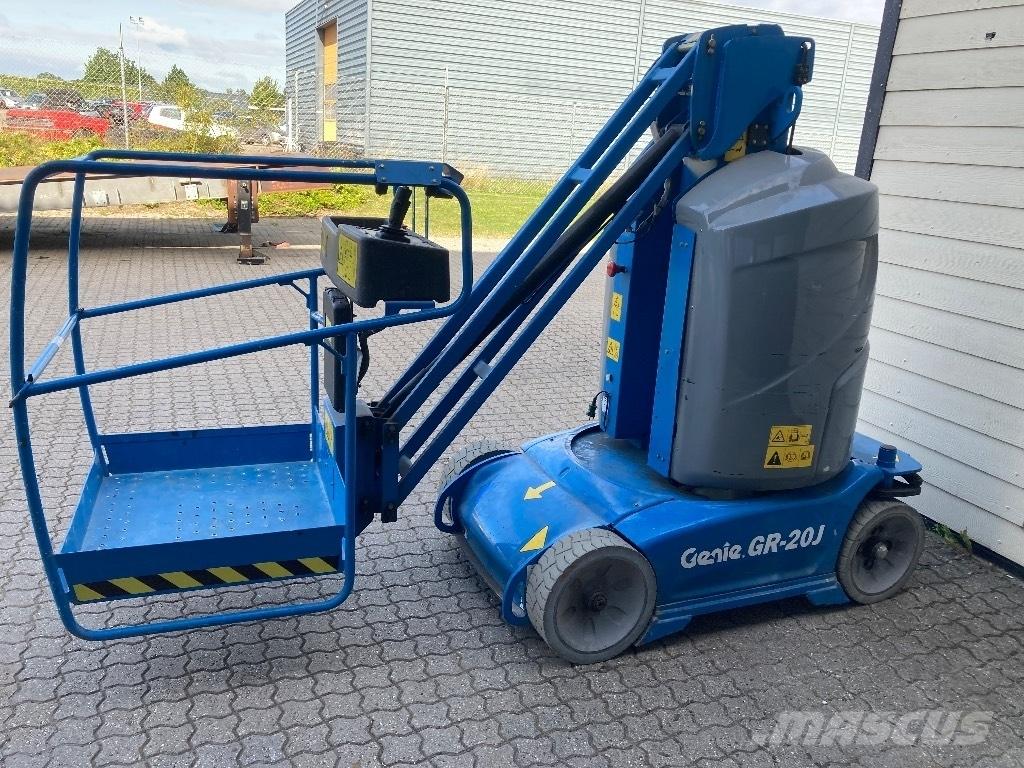 Genie GR 20 J Henkilönostimet ja nostolaitteet