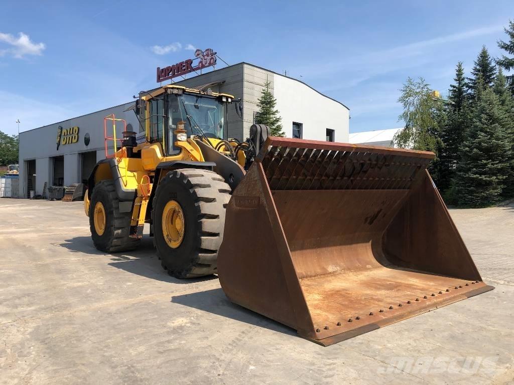 Volvo L220H Pyöräkuormaajat