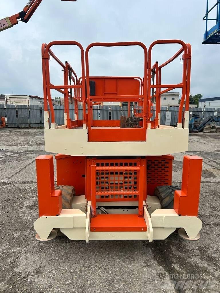 JLG 260 MRT Saksilavat