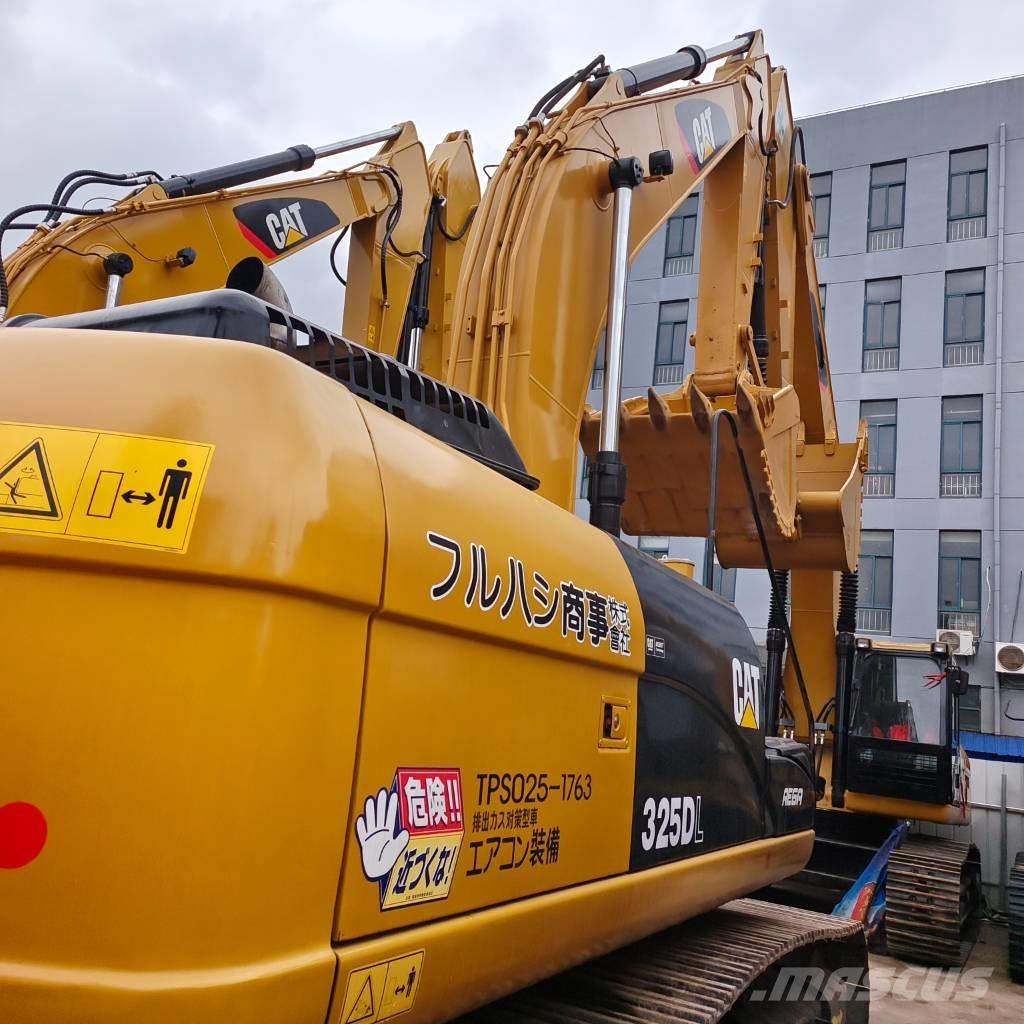 CAT 325 D Telakaivukoneet
