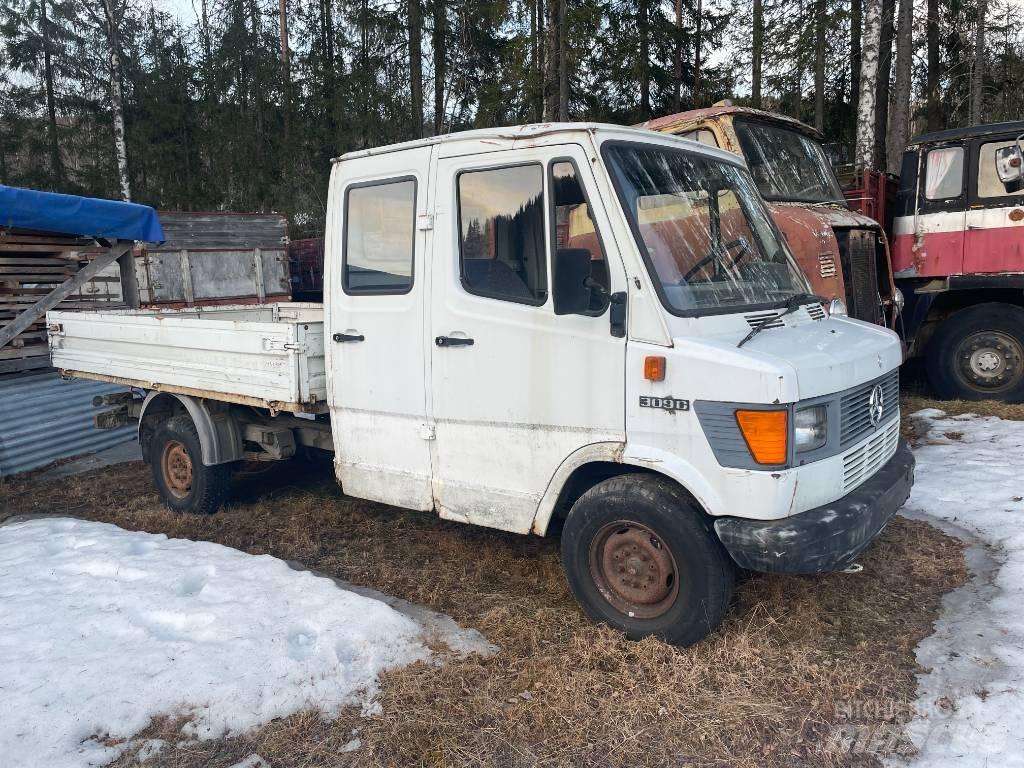 Mercedes-Benz 309D Jakeluautot