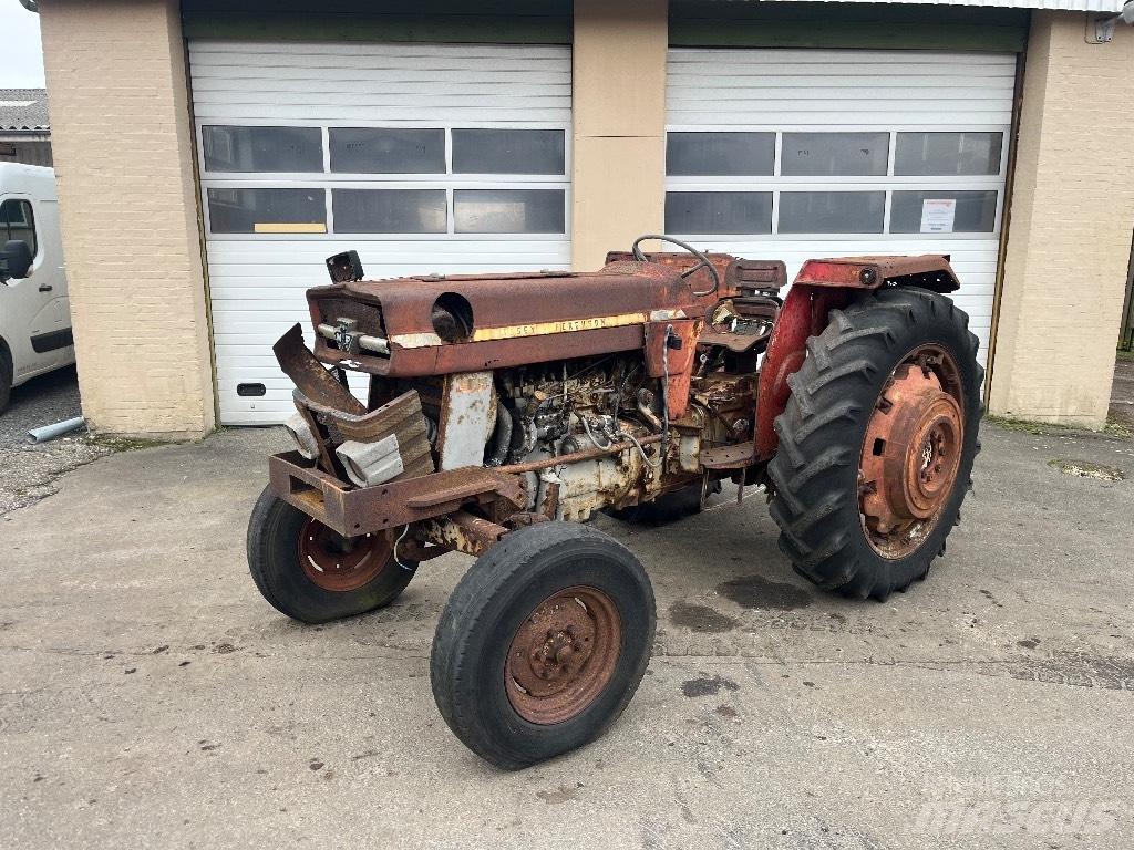 Massey Ferguson 178 Traktorit