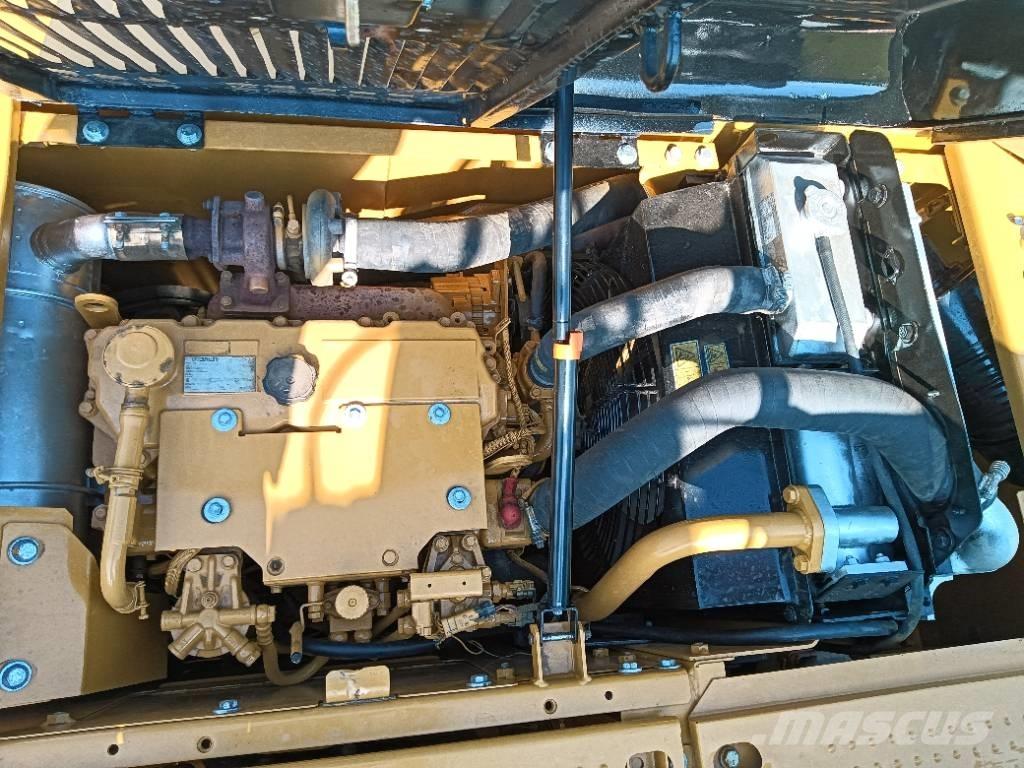 CAT 313 Telakaivukoneet