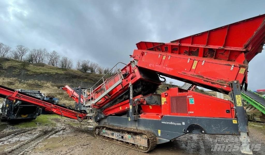 Finlay 883 Mobiiliseulat