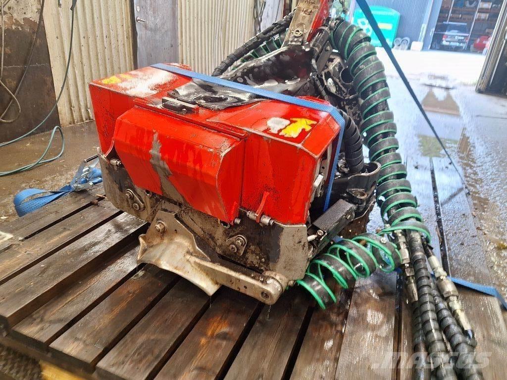 Komatsu S82 Hakkuupäät