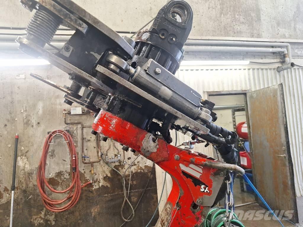 Komatsu S82 Hakkuupäät