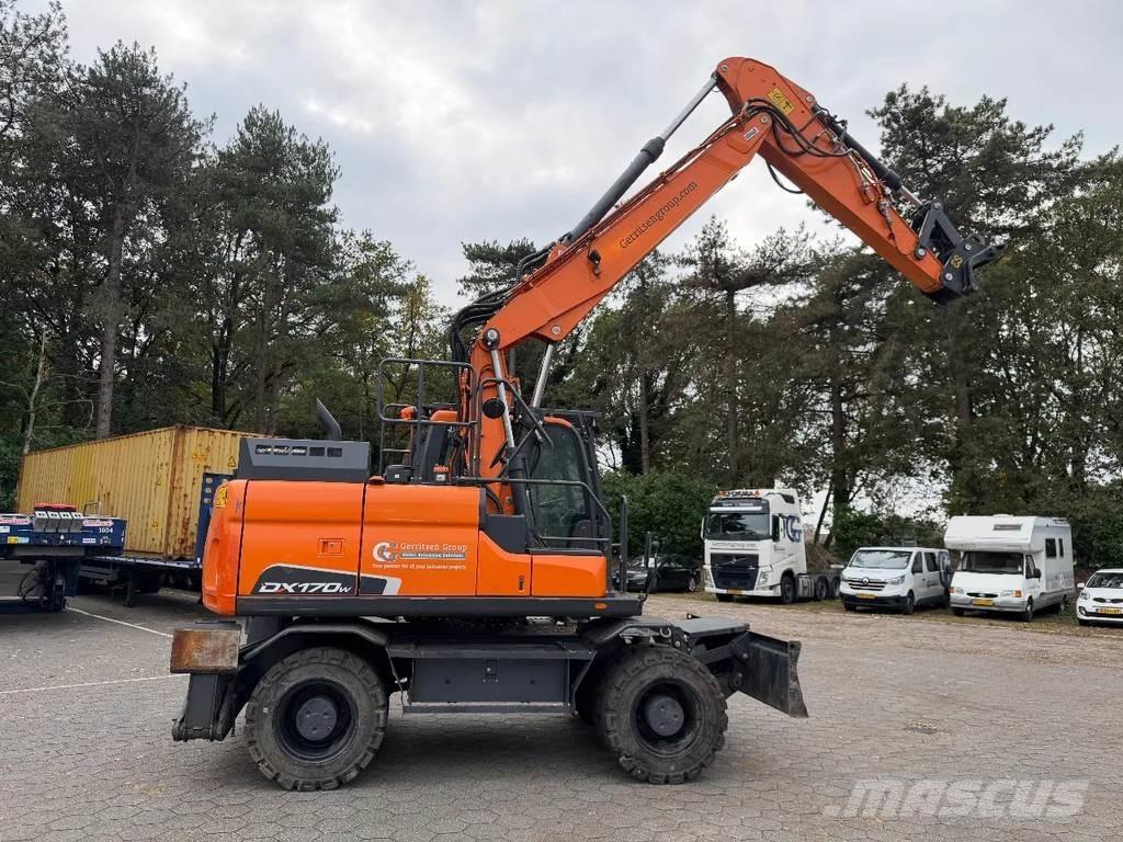 Doosan DX170W-5 Pyöräkaivukoneet