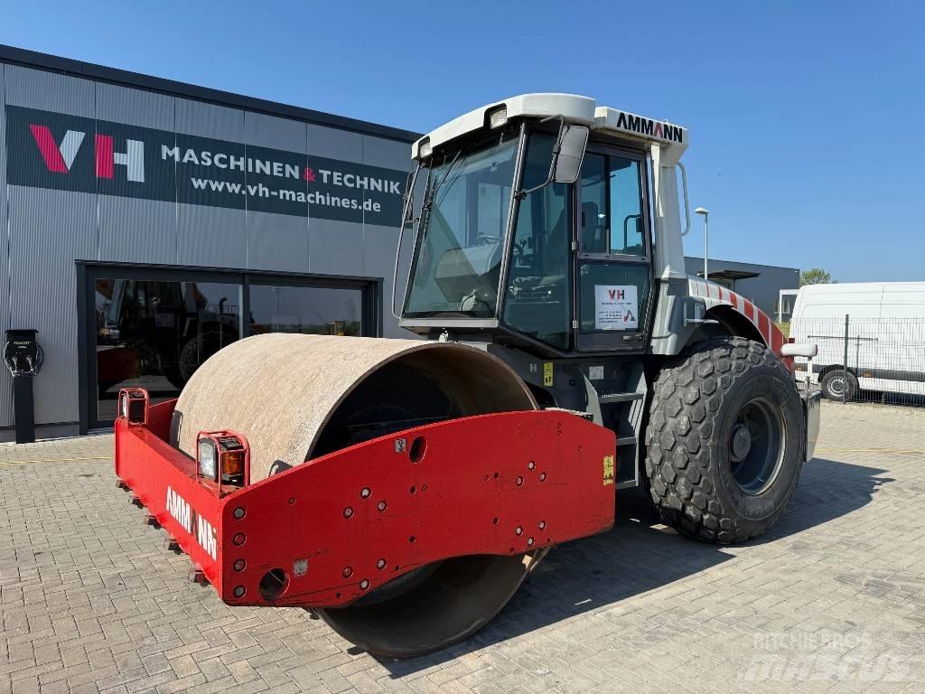 Ammann ASC 110 Yksivalssijyrät